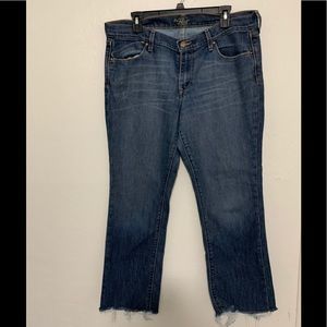 Gently Used Old Navy the flirt jeans